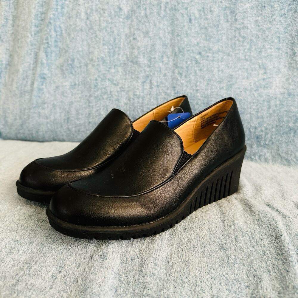 Flex Step Beatrix Black Leather Slip On Wedges Women’s Size 5.5